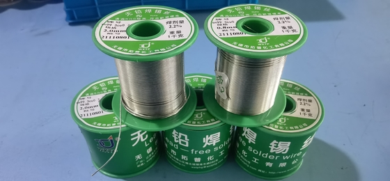 Sn99.3Cu0.7 ลวดบัดกรีไร้สารตะกั่ว 225 องศาขัดสนแกนสารตกค้างต่ำปราศจากฮาโลเจน